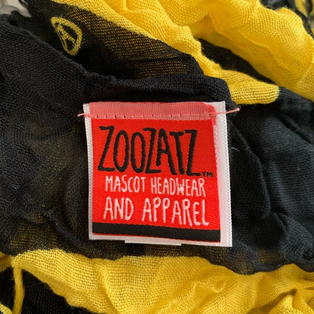 ZOOZATZ Iowa Hawkeye Scarf